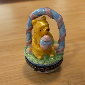 Midwest of Cannon Falls Disney Winnie the Pooh Trinket Box.